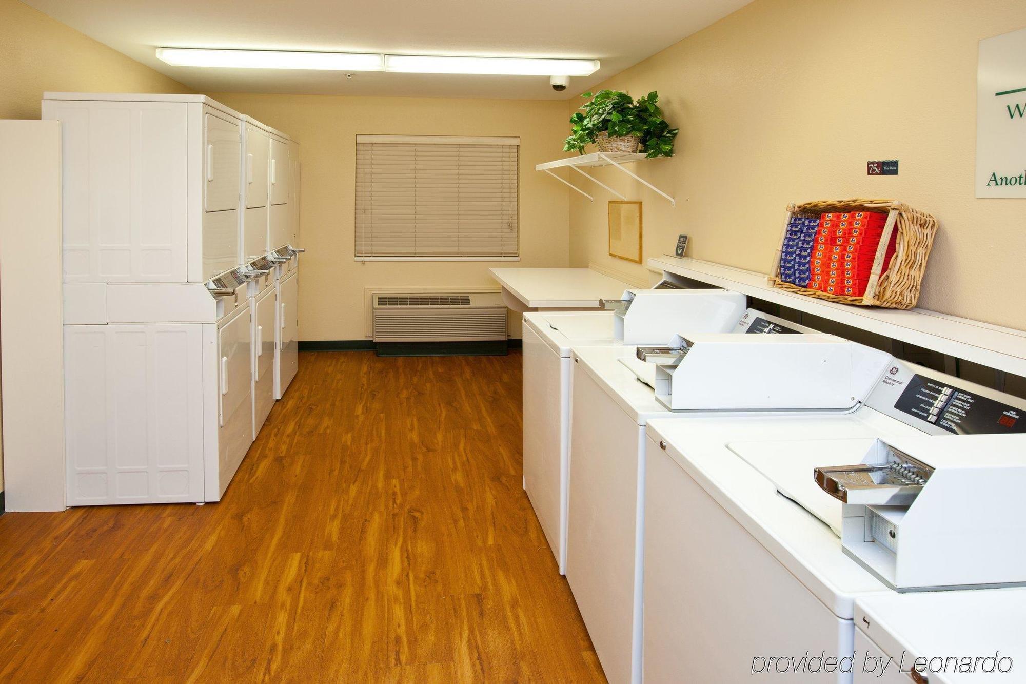 Candlewood Suites Louisville Airport By Ihg Ngoại thất bức ảnh