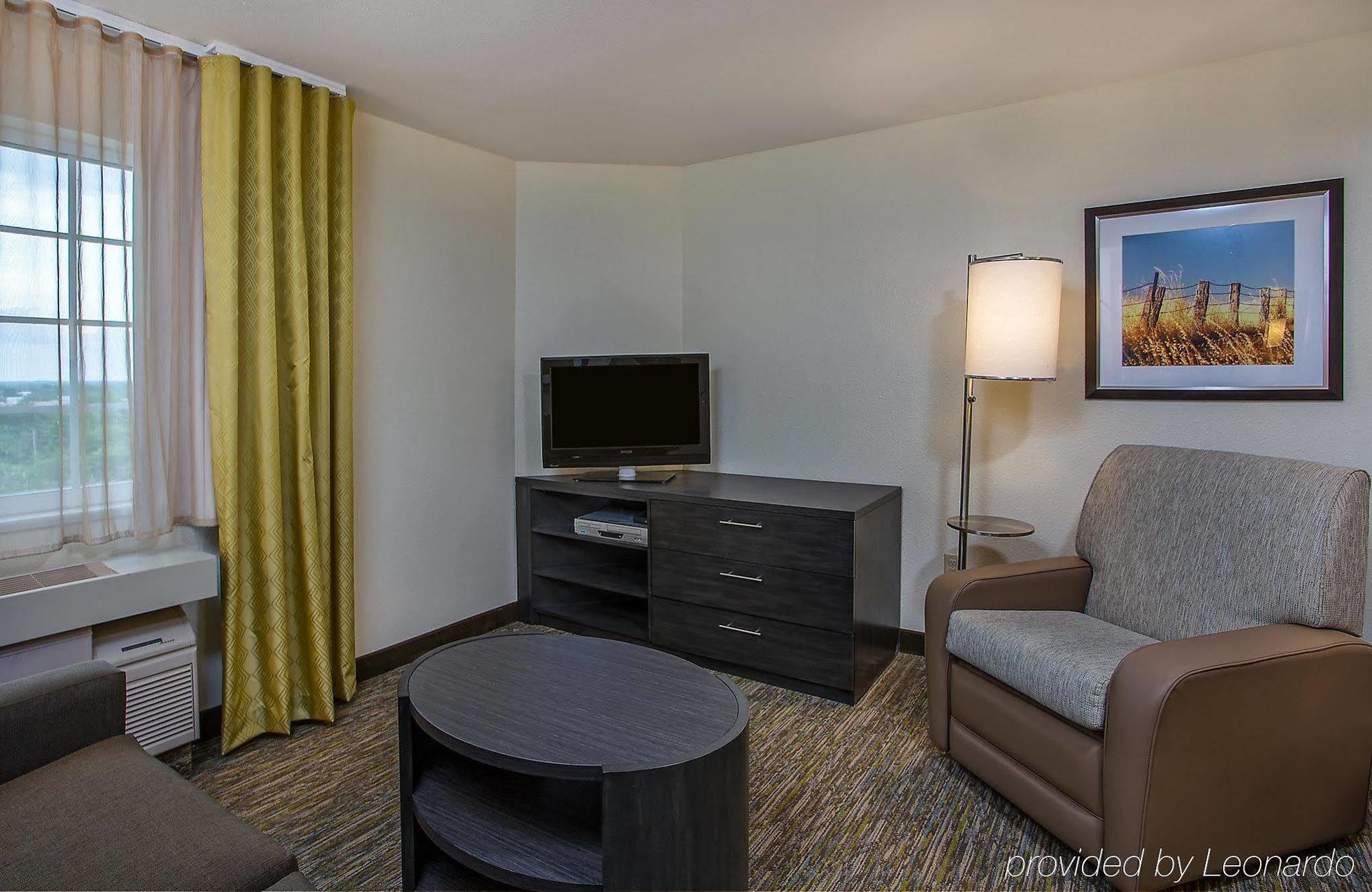 Candlewood Suites Louisville Airport By Ihg Ngoại thất bức ảnh