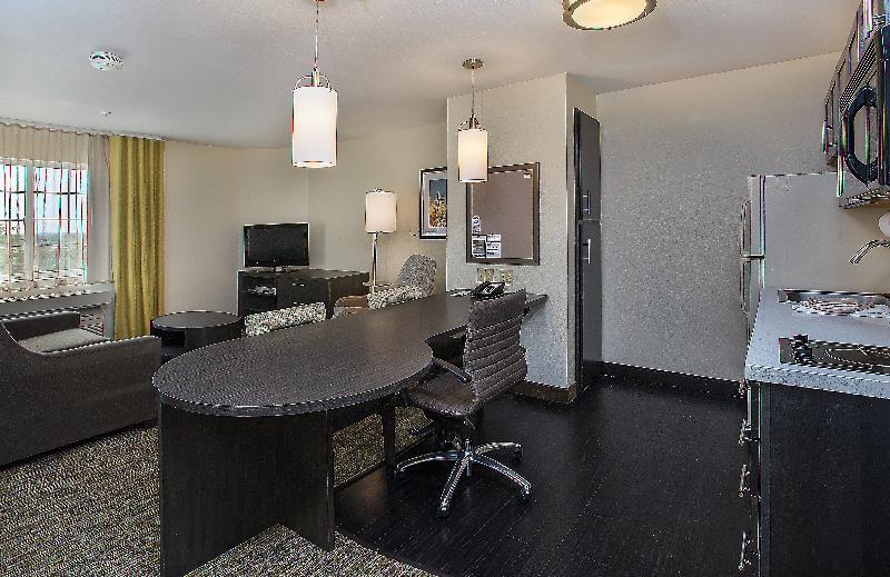 Candlewood Suites Louisville Airport By Ihg Ngoại thất bức ảnh